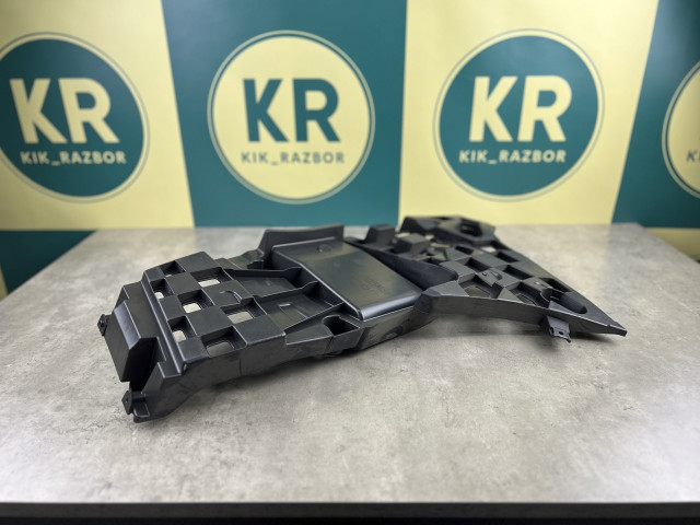 Кріплення заднього бампера (праве) - M Paket - BMW X5 (G05) 51128069248