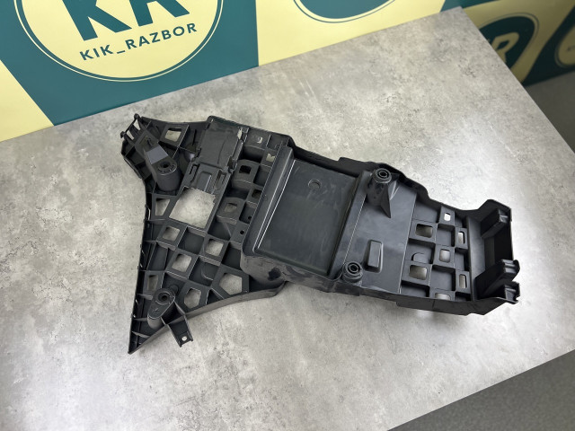Кріплення заднього бампера (праве) - M Paket - BMW X5 (G05) 51128069248
