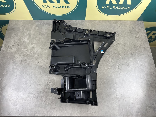 Кріплення заднього бампера (центр. ліве) - M Paket - BMW X3 (G01) 51127400667