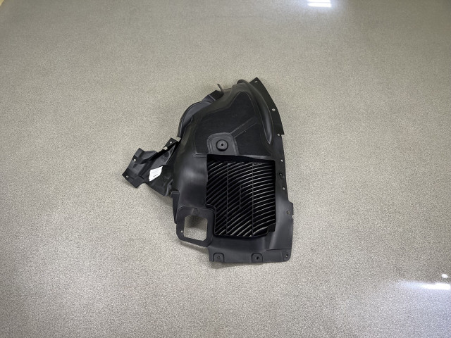 Підкрилок передній (лівий) - BMW X6 (F16) 51717333521