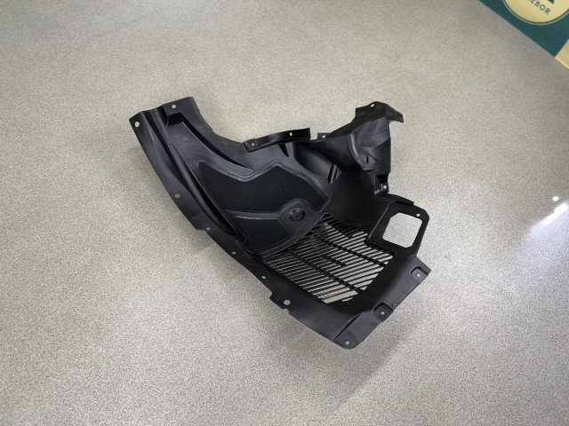 Підкрилок передній (лівий) - BMW X6 (F16) 51717333521