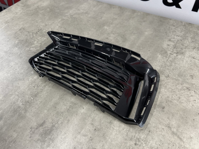 Решітка в бампер (ліва) – M Paket (до рест.) – BMW 5 (G30/G31) 51118064963
