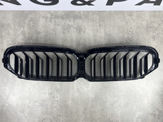 Решітка радіатора (ноздрі) рест. - M5 (подвійні) - BMW 5 LCI (G30/G31)