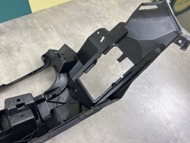 Кріплення протитуманної фари (ліве) - M Paket - BMW X3/X4 (G01/G02) 51118064595