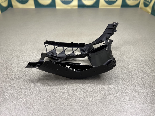 Кронштейн кріплення протитуманної фари (права ч.) - BMW 3 (G20/G21) 51117422248