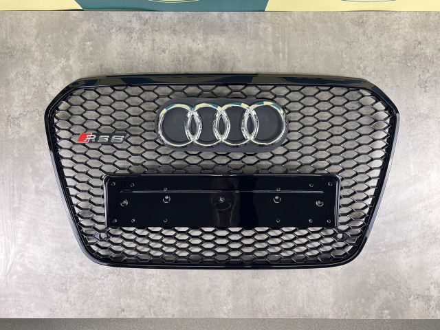 Решітка радіатора (RS6) - AUDI A6 (C7) 2011-2014