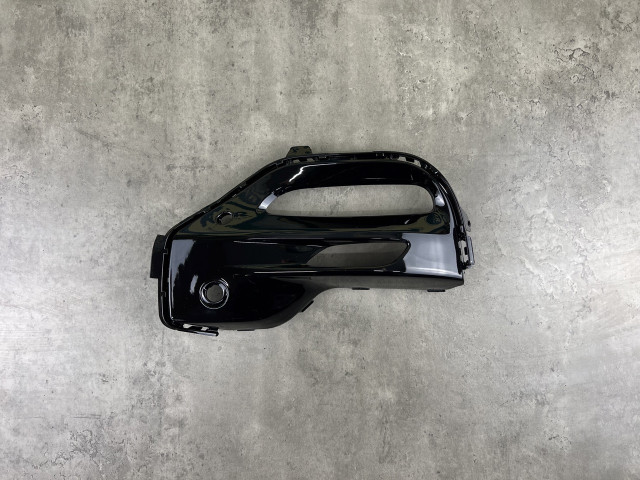 Рамка протитум. фари (ліва) - M Paket - BMW X5 (G05) 51118099731