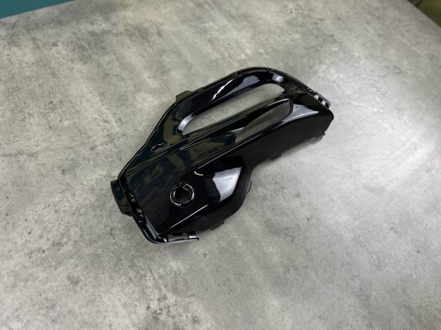 Рамка протитум. фари (ліва) - M Paket - BMW X5 (G05) 51118099731