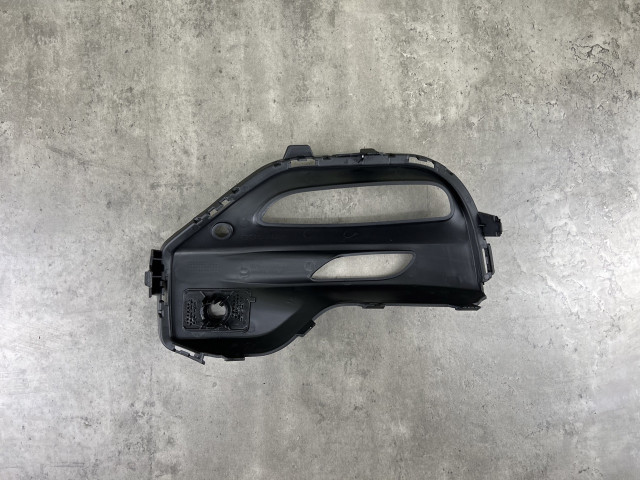 Рамка протитум. фари (права) - M Paket - BMW X5 (G05) 51118099732
