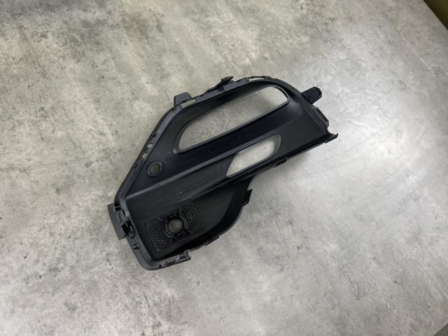 Рамка протитум. фари (права) - M Paket - BMW X5 (G05) 51118099732