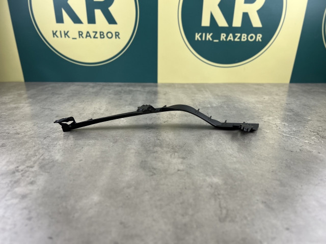 Кріплення фари (праве) - BMW 3 (F30/F31) 63117400480