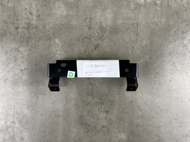 Кріплення поперечної балки - BMW 1/2/3/3GT/4 (F20/F21 F22/F23 F30/F31 F34 F32/F36) 51747385734