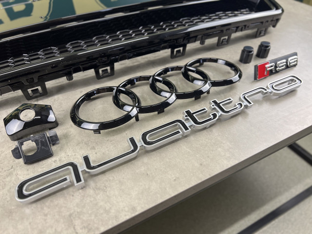 Решітка радіатора - RS6 - AUDI A6 (C7) 2014-2018