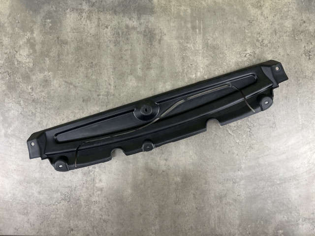 Личкування днища - BMW X5/X6 (G05/G06) 51758093896