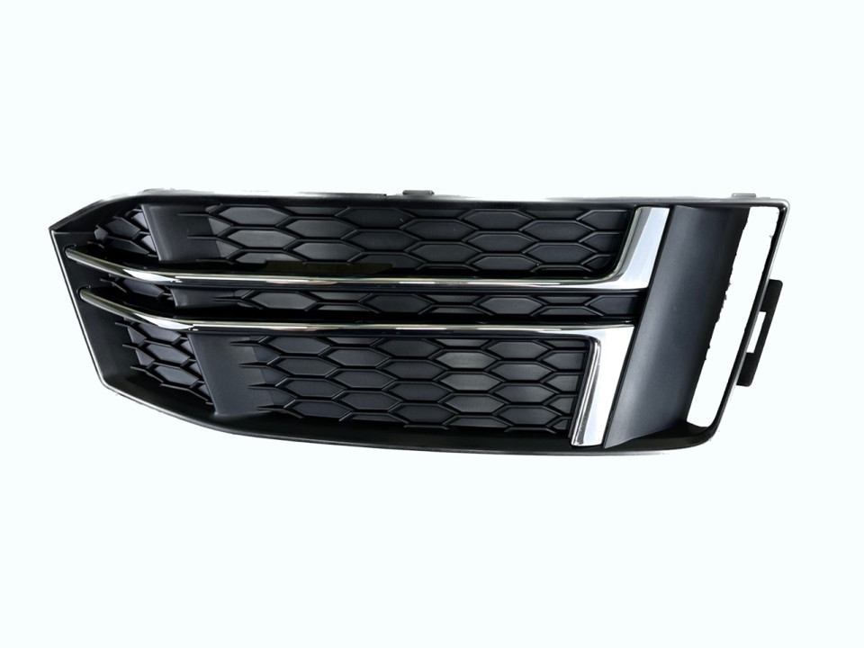 Решітка в бампер без протитум. (права) - AUDI A4 (B9) 2015-2018 (8W0807682R)