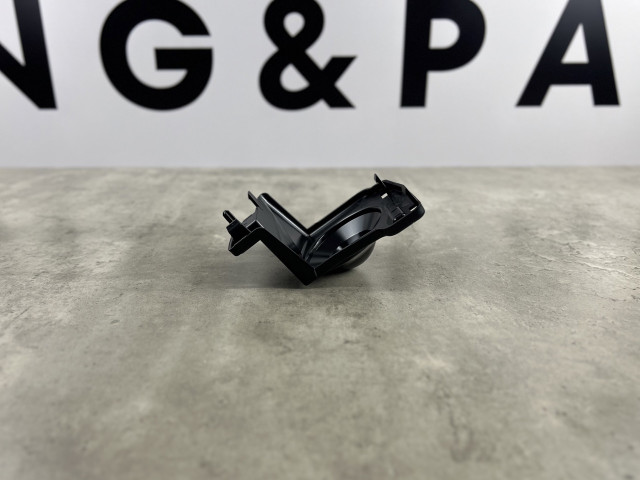 Кришка протитуманної фари (права) - S Line (рест.) - AUDI A4 (B9) 2019 (8W0807820)