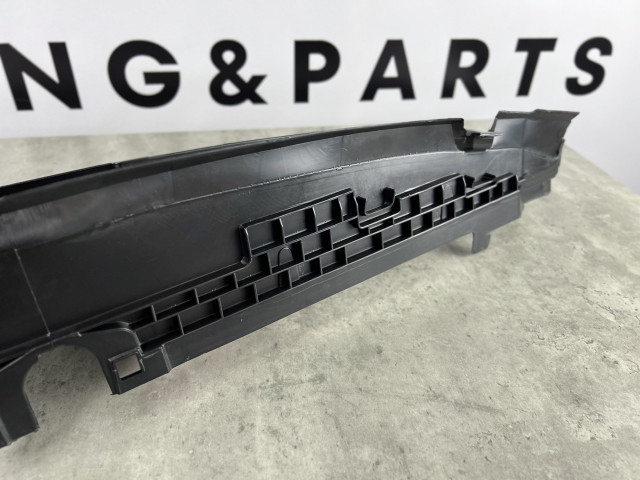 Жалюзі (нижні, не адаптивні, рест.) - BMW 5 (G30 LCI) 51749464209