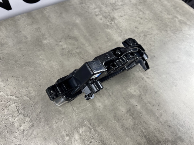 Протитуманна фара (права) - BMW 5 (G30) 63179477172