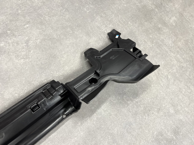 Повітряний дефлектор (нижній) - BMW 5 (G30) 51747383846