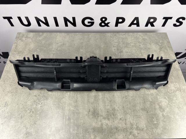 Жалюзі (нижні, з моторчиком) - BMW 3 (G20/G21) 51749465187 / 51745A22C65