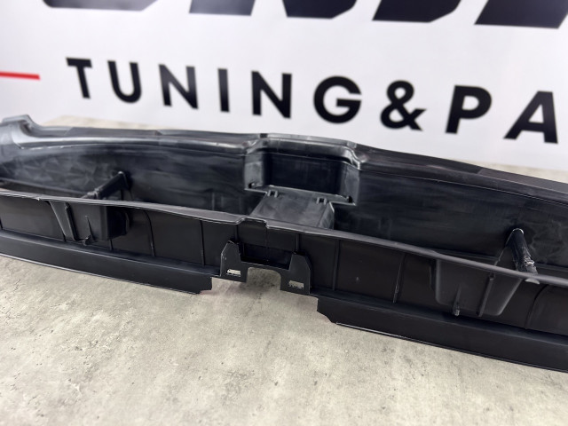 Жалюзі (нижні, не адаптивні) - BMW 3 (G20/G21) 51749465187 / 51745A22C65