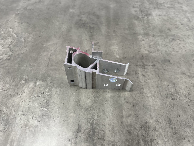 Кронштейн переднього бампера (правий) - BMW 3 (G20) 51117422234