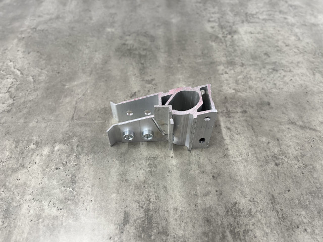 Кронштейн переднього бампера (правий) - BMW 3 (G20) 51117422234