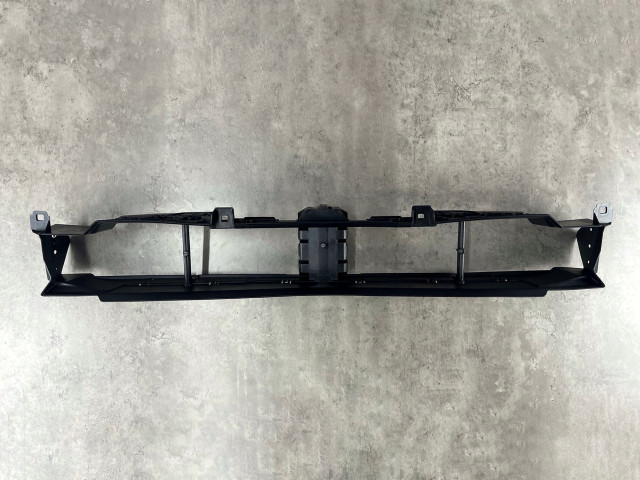 Жалюзі (нижні не адаптивні) - BMW X3 (G01 LCI) 51749850274