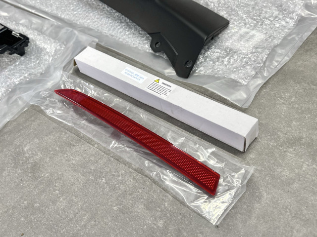Задній бампер (з комплектом, з парк.) - M Paket - BMW 3 (F30) 51128056498