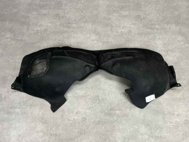 Передній підкрилок (правий) - AUDI Q7 (4L) 4L0809962E