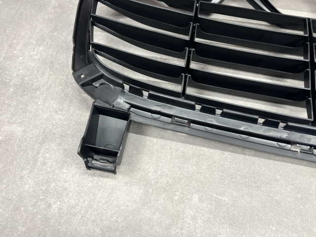 Решітка середня (без ACC) - Porsche Cayenne (92A) 95850568302