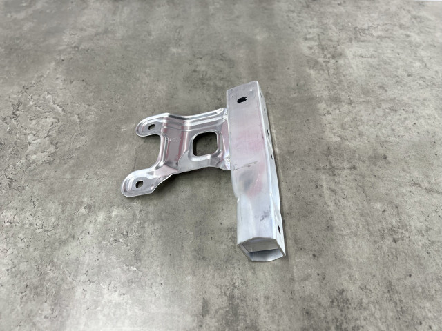 Кронштейн переднього бампера - M Paket - BMW 1/2/3/3GT/4 51118051190