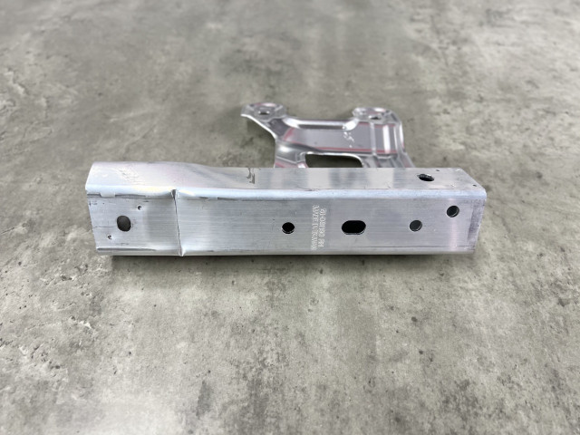 Кронштейн переднього бампера - M Paket - BMW 1/2/3/3GT/4 51118051190