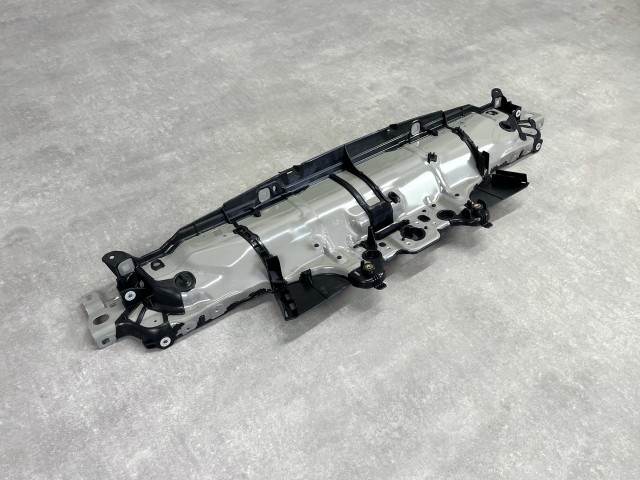 Передня панель - 2.0 L - Porsche Macan (95B) 95B805931F
