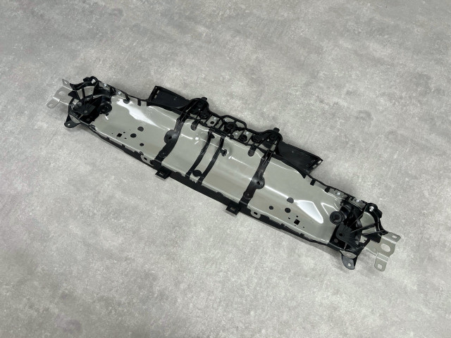 Передня панель - 2.0 L - Porsche Macan (95B) 95B805931F
