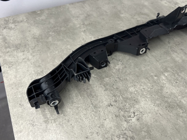Кріплення бампера - Porsche Cayenne (92A) 95850593140