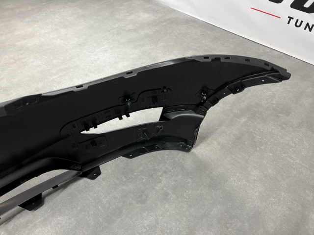 Передній бампер (з отворами під парк.) - Tesla Model Y (1493736-S0-A)