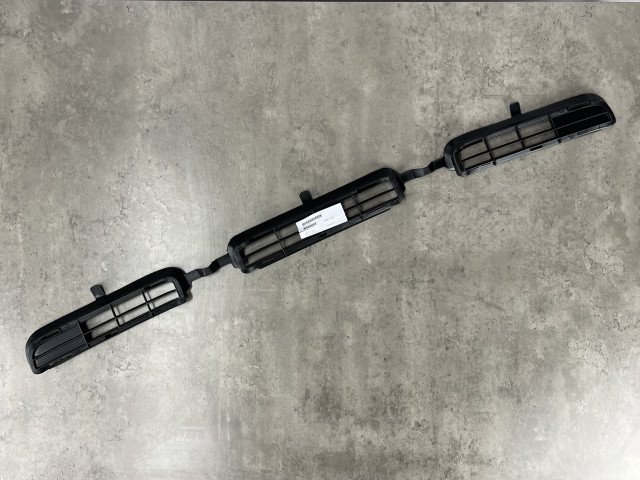 Решітка в бампер (нижня) - TOYOTA RAV 4 III (XA30) 5311342060