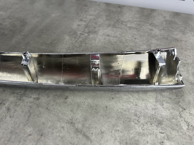 Накладка на решітку радіатора (ліва, хром) - MAZDA CX-5 II (KF) 2022-2023 - KBST507K1