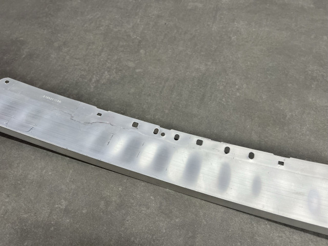 Підсилювач переднього бампера - Mercedes Benz (E-Class W212) 2009-2012 (A2126202334)