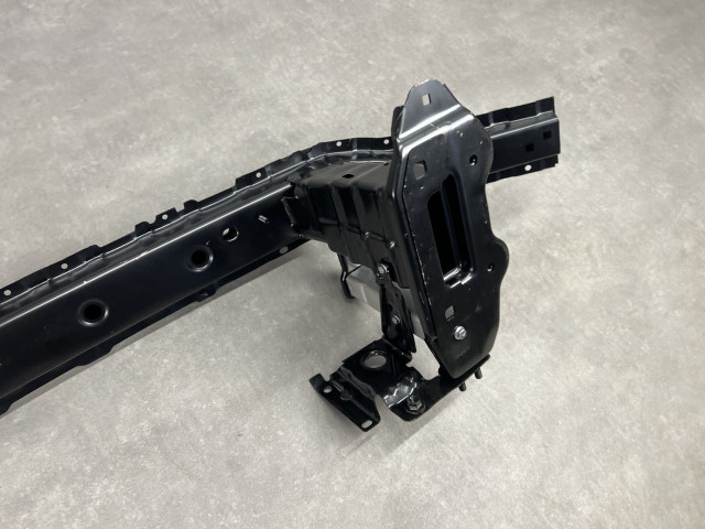 Підсилювач переднього бампера - Mercedes Benz (GLE-Class V167/W167) 2018-2023 (A1676207900)