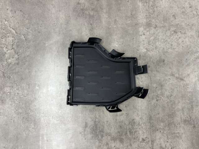 Решітка в бампер (права) - BMW X5 (G05) 51118069214
