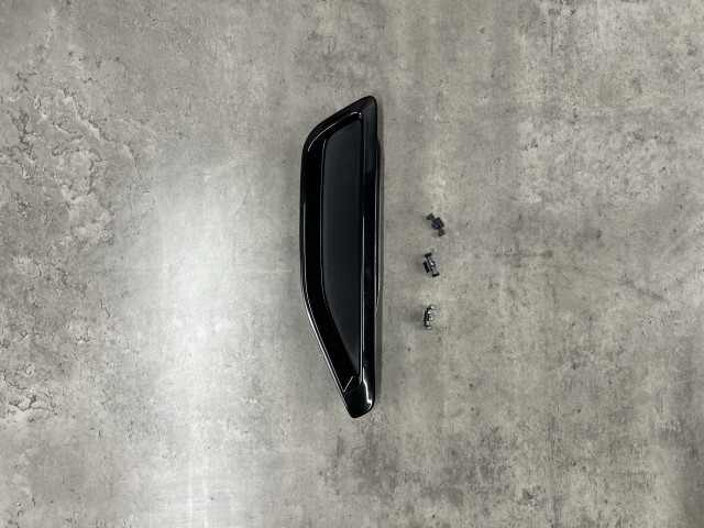 Накладка на крило (Piano Black) - права - BMW X5 (G05) 51137418178