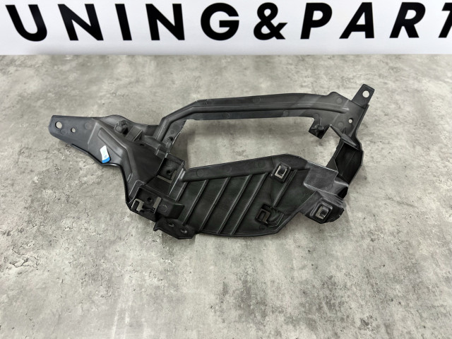 Кронштейн вихлопної системи (правий) - BMW X5 (G05) 51128074188