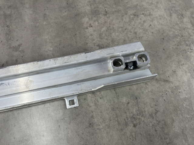 Перехідник ударопоглинача (правий) - BMW X1 (F48) 51117301604