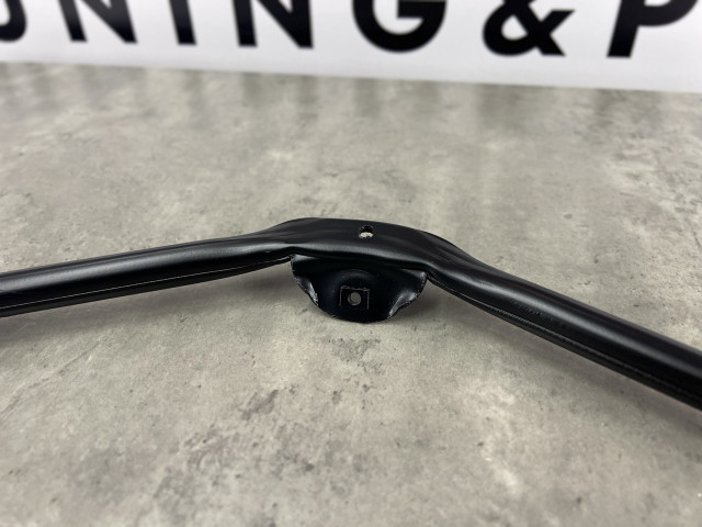 V-подібна розтяжка - BMW X1 (F48) 51647434549