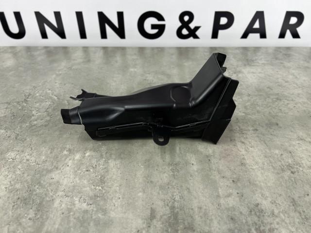Повітрохід (правий) - BMW 5 (G30/G31) 51747383852