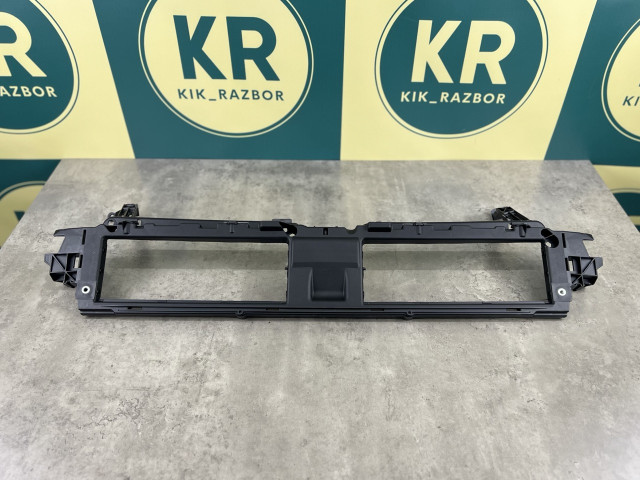 Кріплення решітки - AUDI A5 (F5) 2016-2020 - 8W6807771