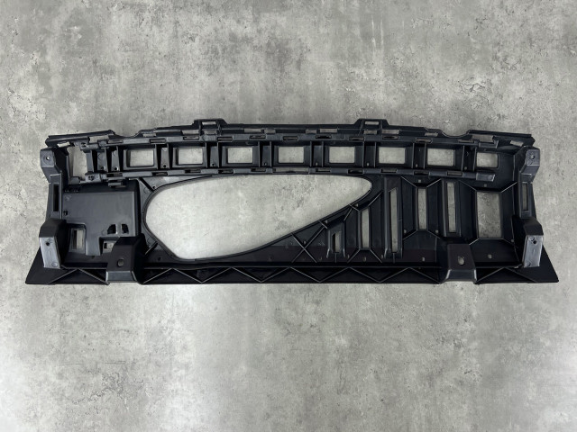 Кронштейн заднього бампера - AMG - Mercedes Benz (E-Class W213) 2016-2021 (A2138854301)