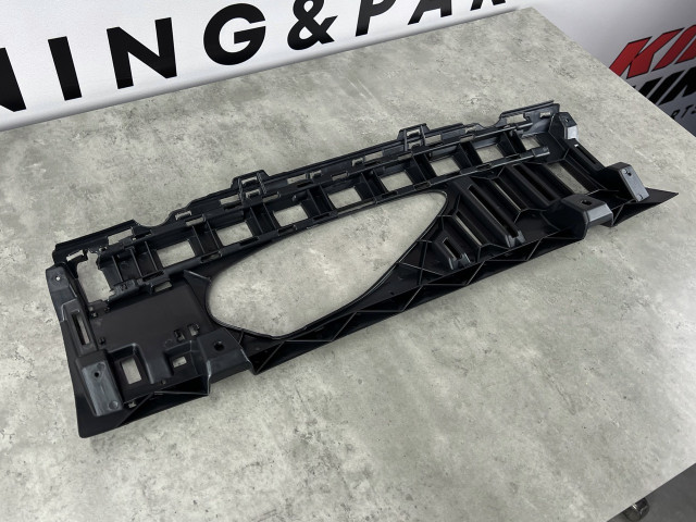 Кронштейн заднього бампера - AMG - Mercedes Benz (E-Class W213) 2016-2021 (A2138854301)